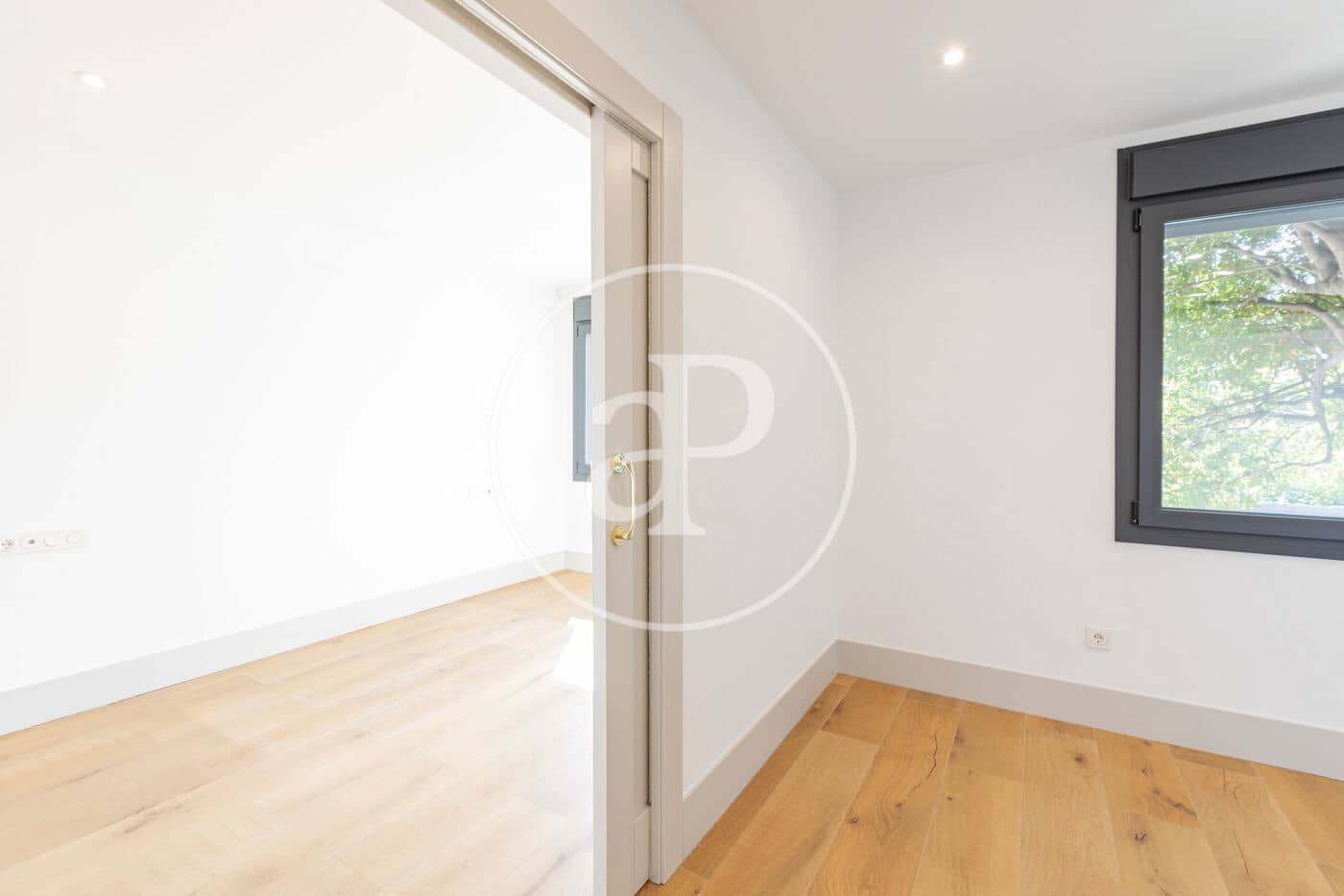 5 bedroom Villa for rent in Pozuelo de Alarcon with pool - € 3,800 (Ref: 9878941)
