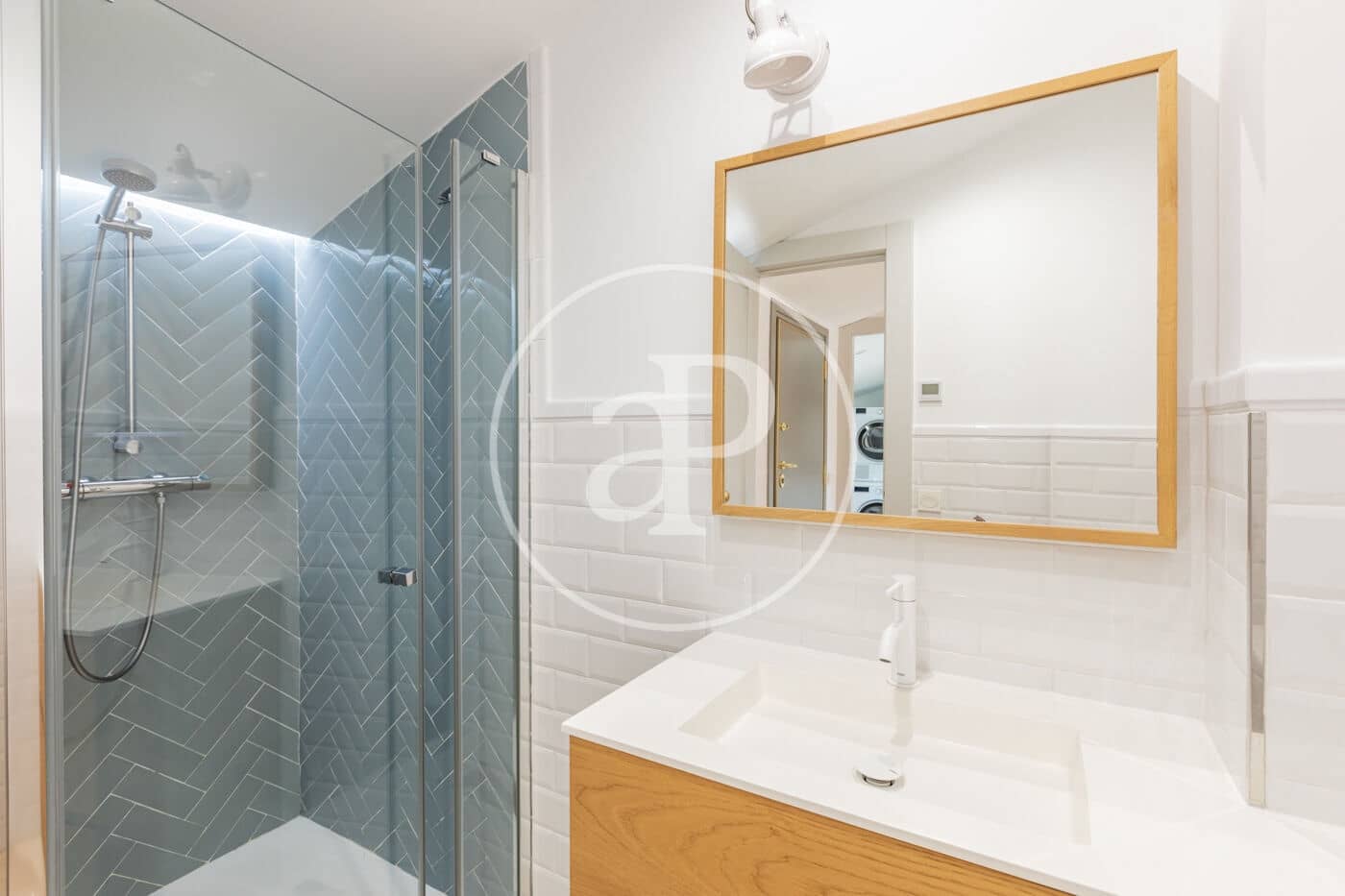 5 bedroom Villa for rent in Pozuelo de Alarcon with pool - € 3,800 (Ref: 9878941)