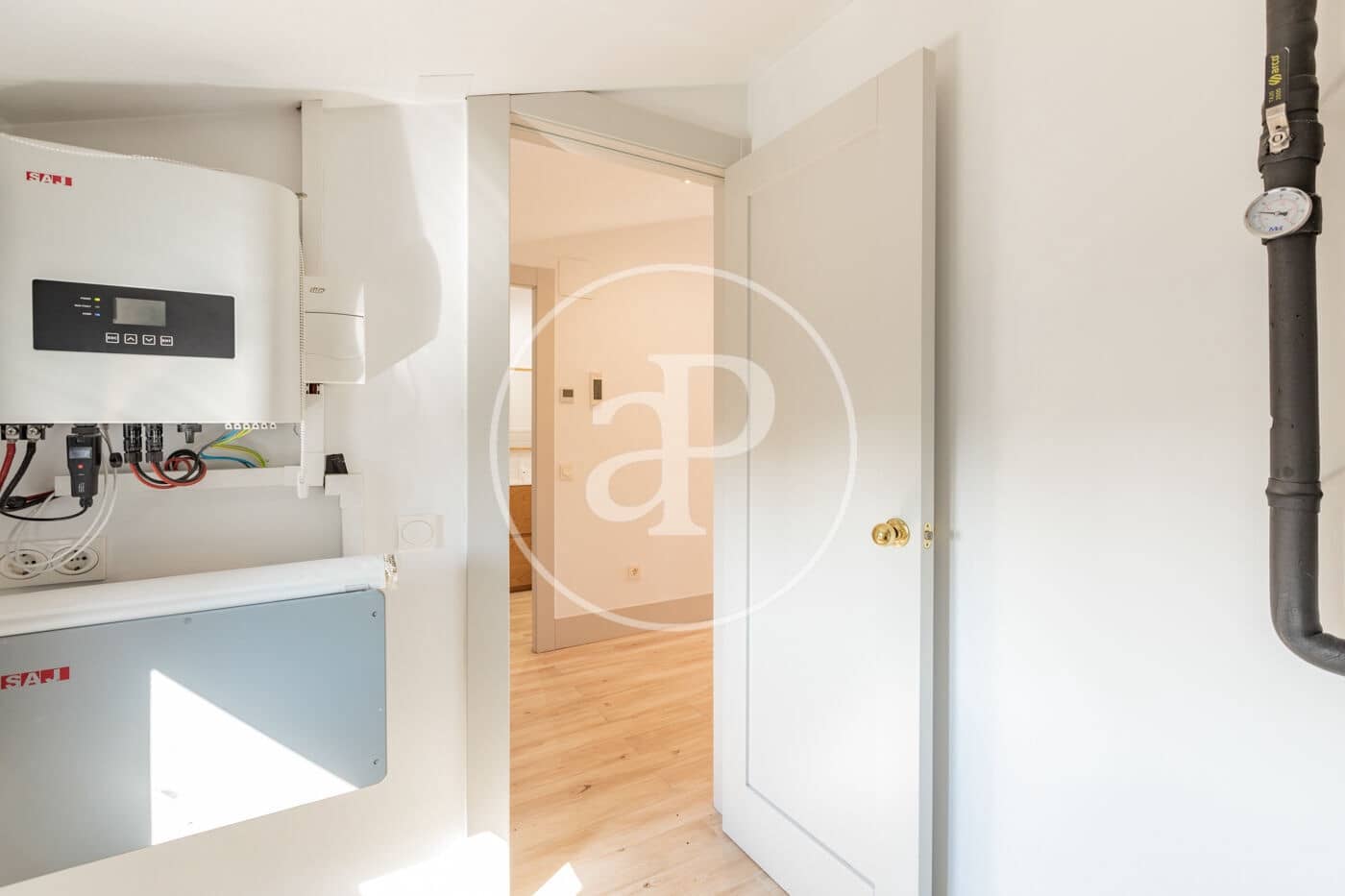 5 bedroom Villa for rent in Pozuelo de Alarcon with pool - € 3,800 (Ref: 9878941)