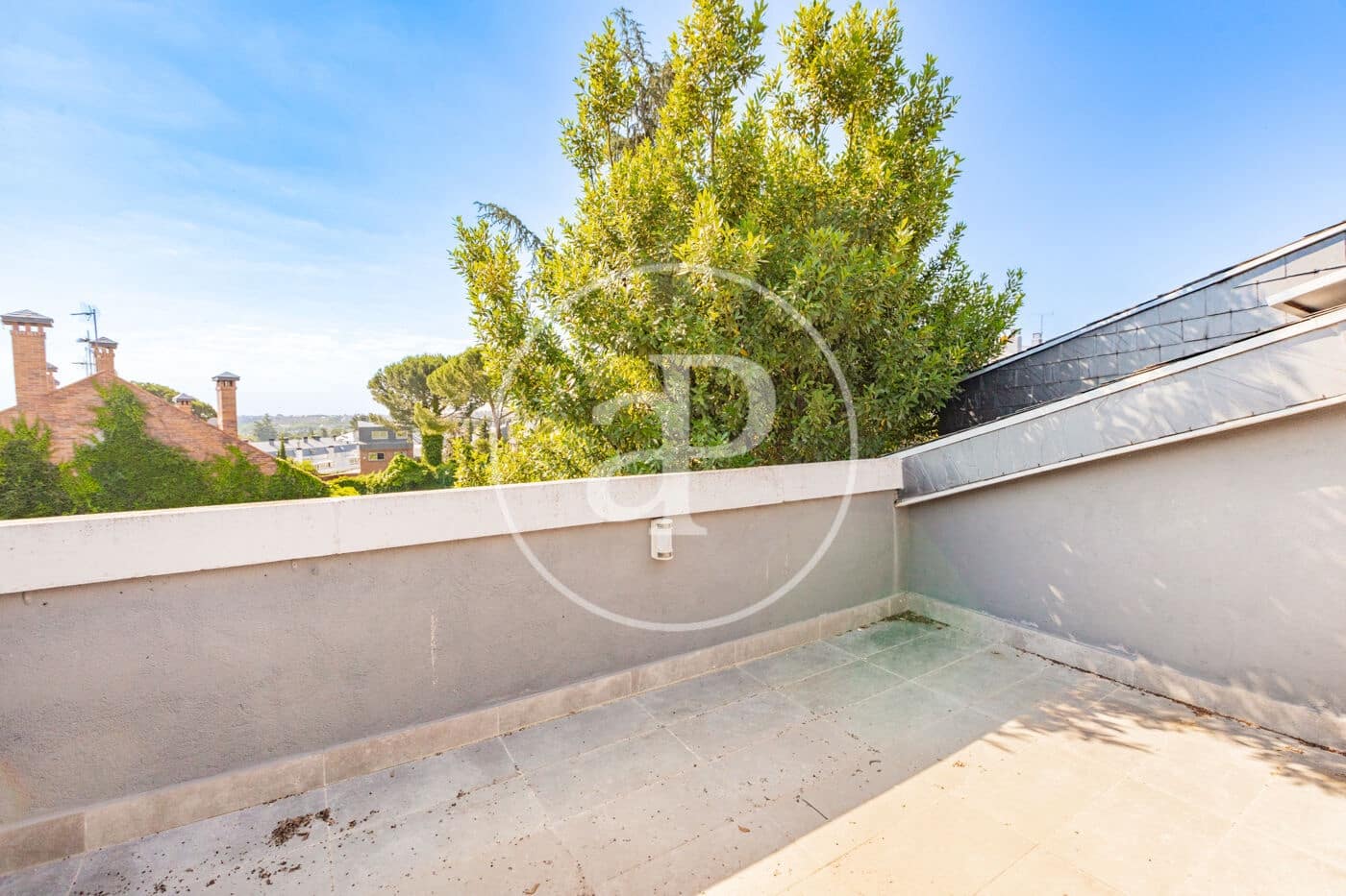 5 bedroom Villa for rent in Pozuelo de Alarcon with pool - € 3,800 (Ref: 9878941)