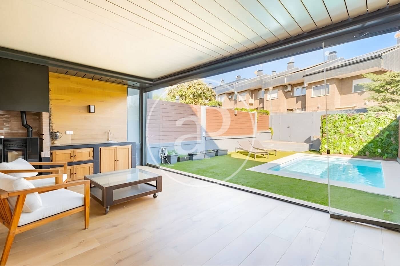 5 bedroom Villa for rent in Pozuelo de Alarcon with pool - € 3,800 (Ref: 9878941)