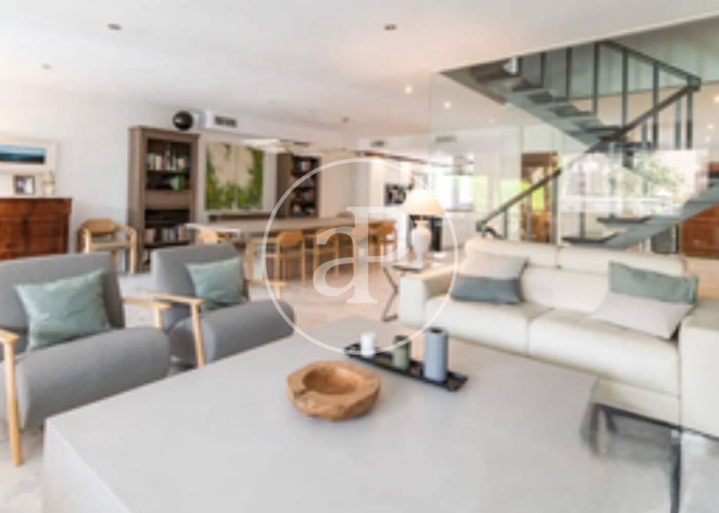 6 bedroom Villa for sale in La Moraleja with pool - € 2,700,000 (Ref: 9881949)