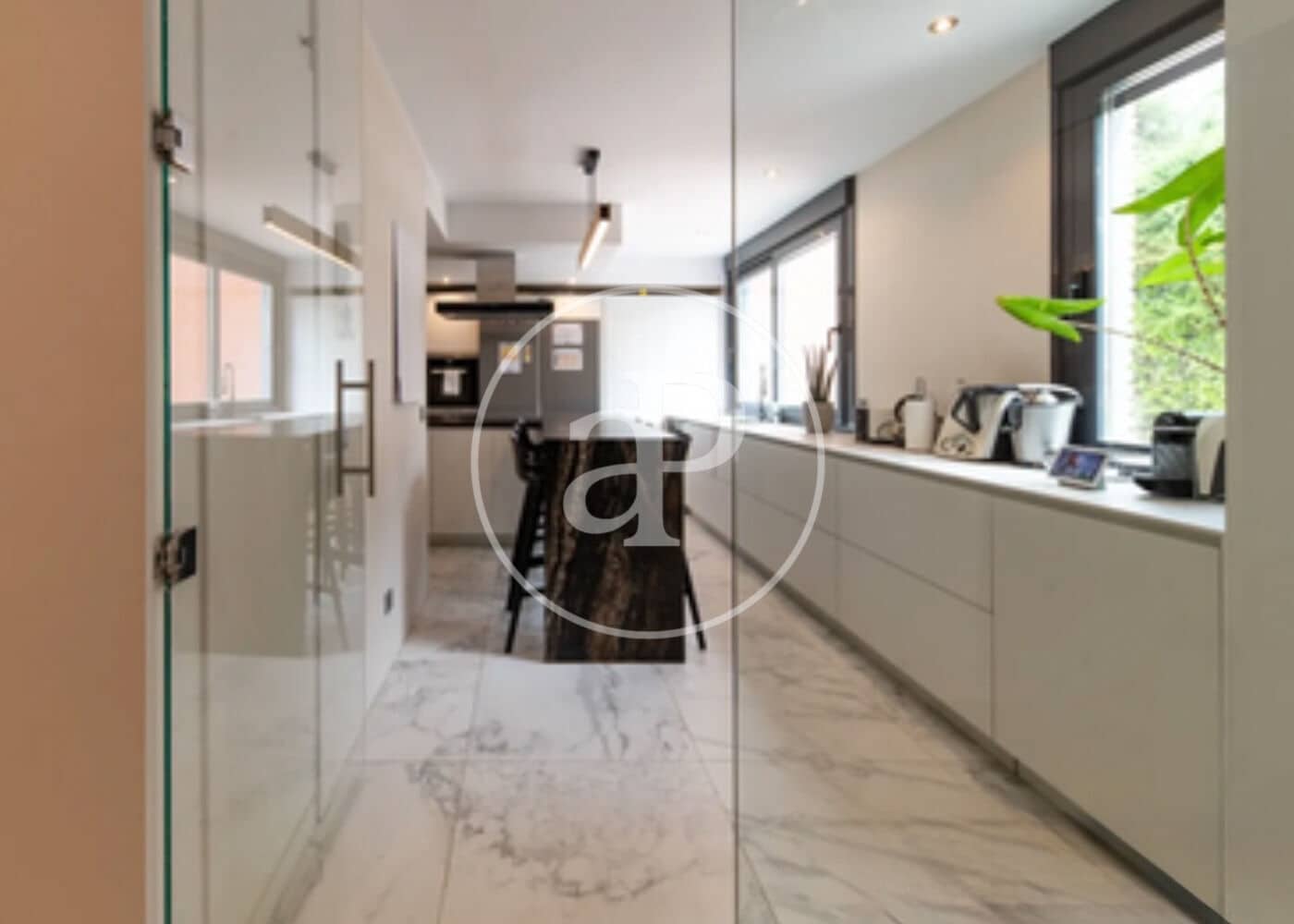 6 bedroom Villa for sale in La Moraleja with pool - € 2,700,000 (Ref: 9881949)