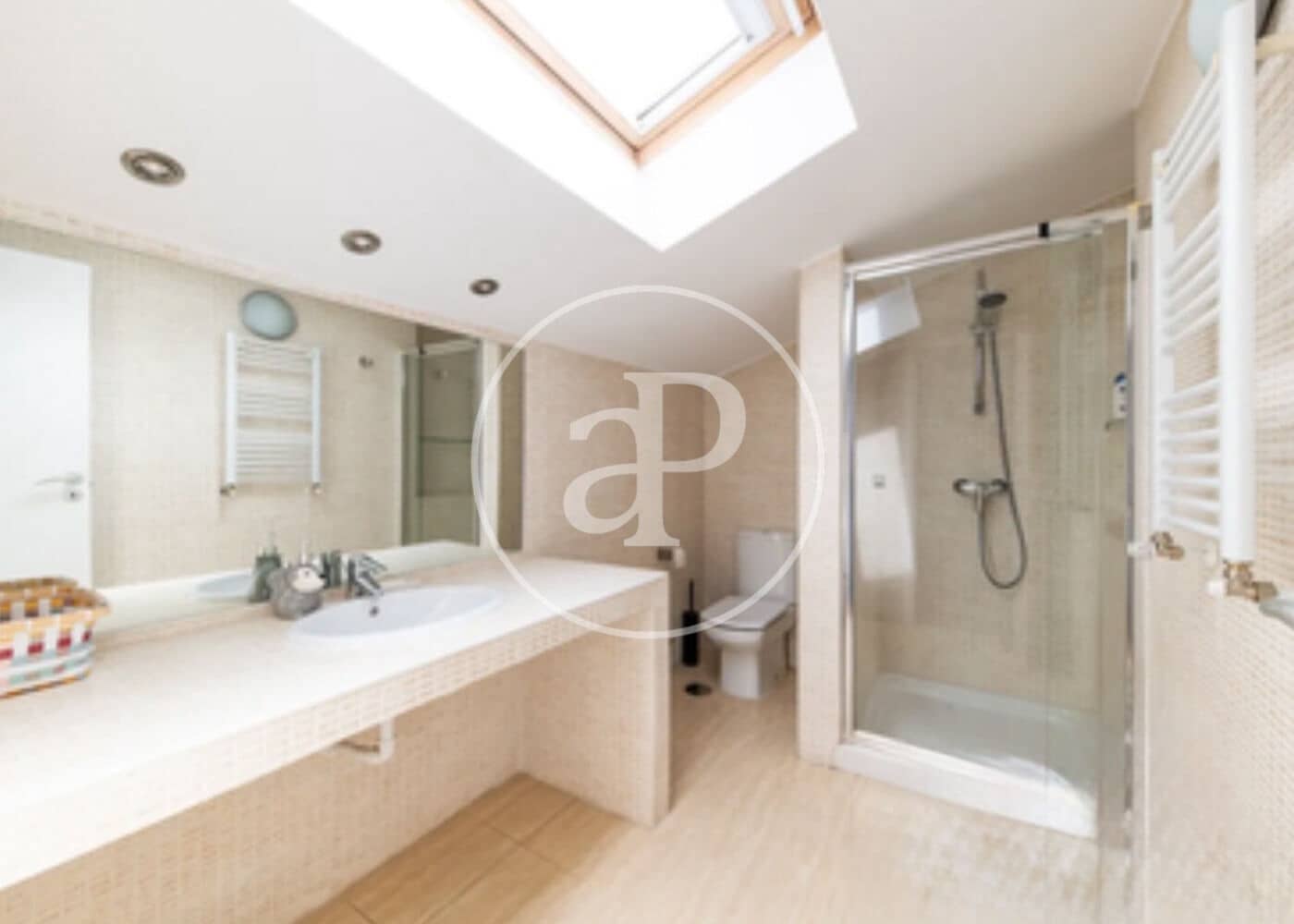 6 bedroom Villa for sale in La Moraleja with pool - € 2,700,000 (Ref: 9881949)