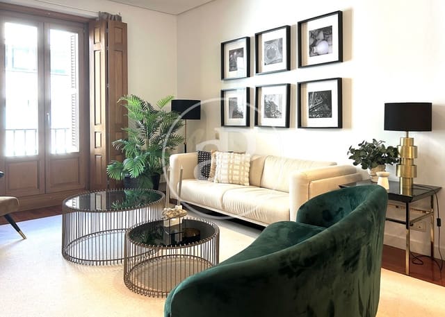 2 soveværelse Lejlighed til leje i Castellana, Madrid by - € 5.300 (Ref: 9881950)