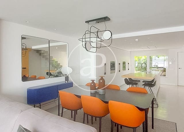 5 soverom Villa til salgs i La Moraleja, Alcobendas med svømmebasseng - € 2 290 000 (Ref: 9881952)