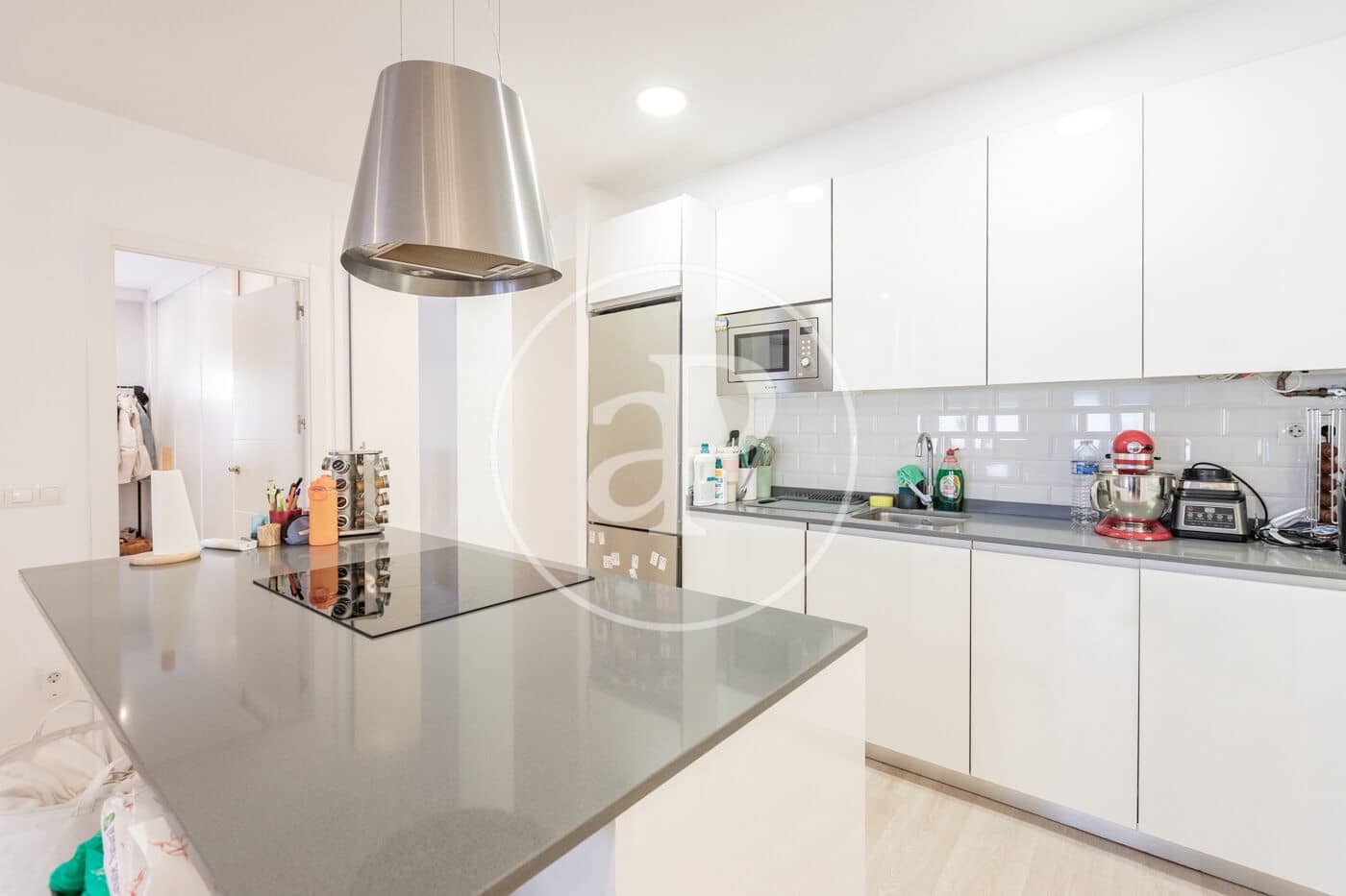 4 sovrum Lägenhet till salu i Madrid stad - 895 000 € (Ref: 9881953)