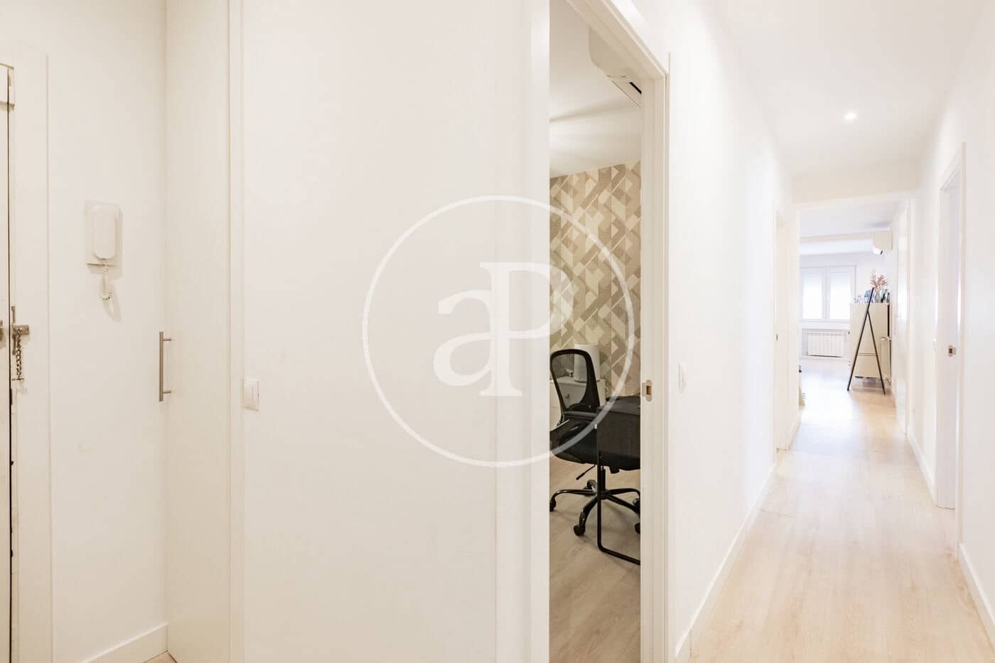 4 sovrum Lägenhet till salu i Madrid stad - 895 000 € (Ref: 9881953)