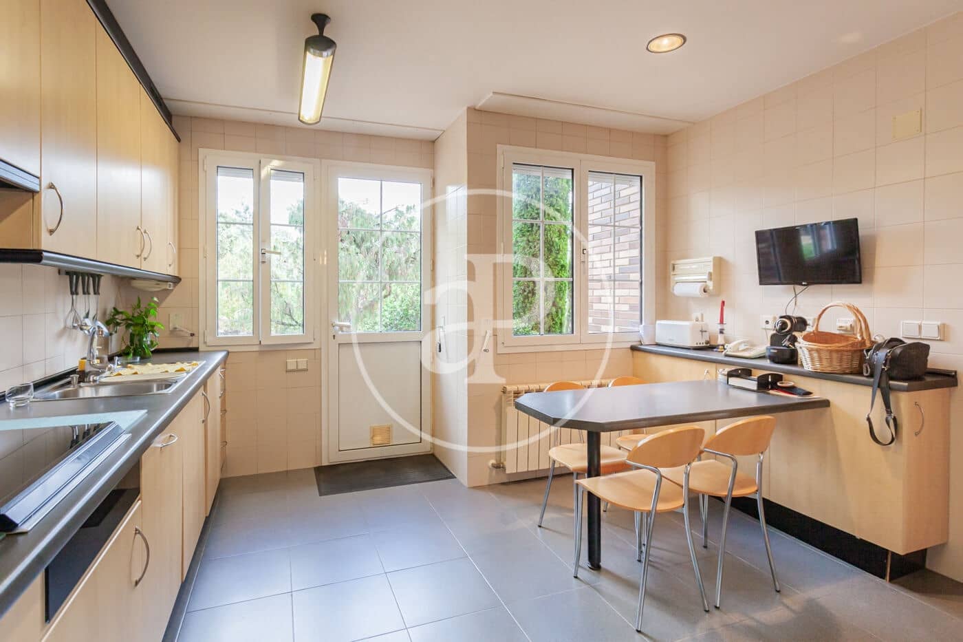 5 makuuhuone Huvila myytävänä paikassa Torrelodones mukana uima-altaan - 1 150 000 € (Ref: 9881954)