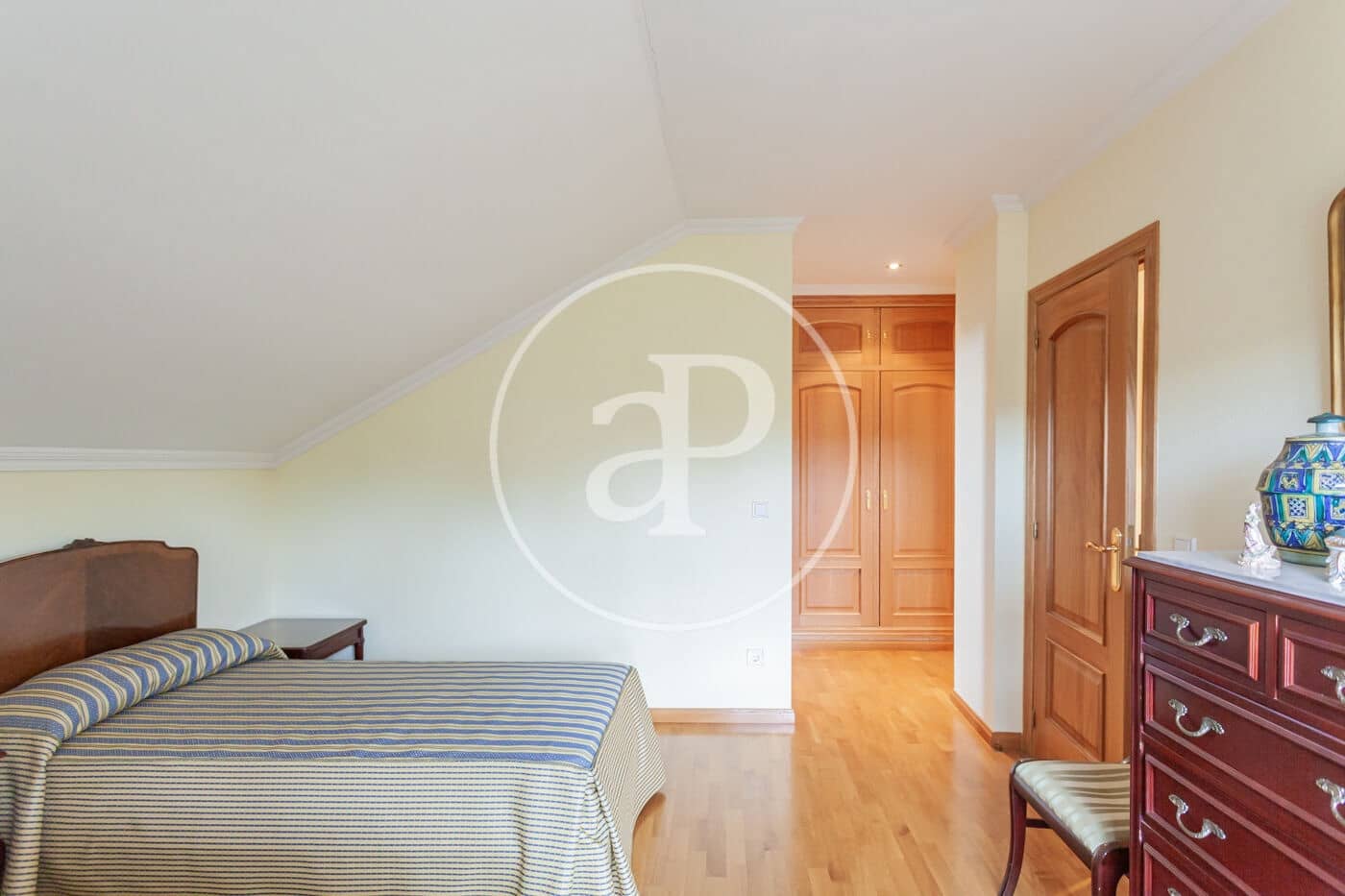 5 makuuhuone Huvila myytävänä paikassa Torrelodones mukana uima-altaan - 1 150 000 € (Ref: 9881954)
