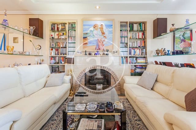 5 makuuhuone Huvila myytävänä paikassa Torrelodones mukana uima-altaan - 1 150 000 € (Ref: 9881954)