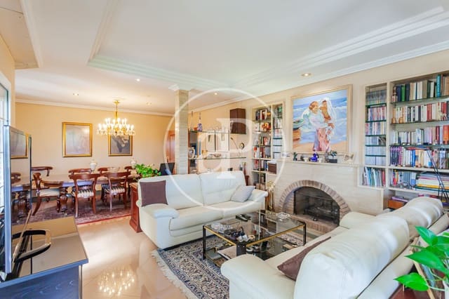 5 makuuhuone Huvila myytävänä paikassa Torrelodones mukana uima-altaan - 1 150 000 € (Ref: 9881954)