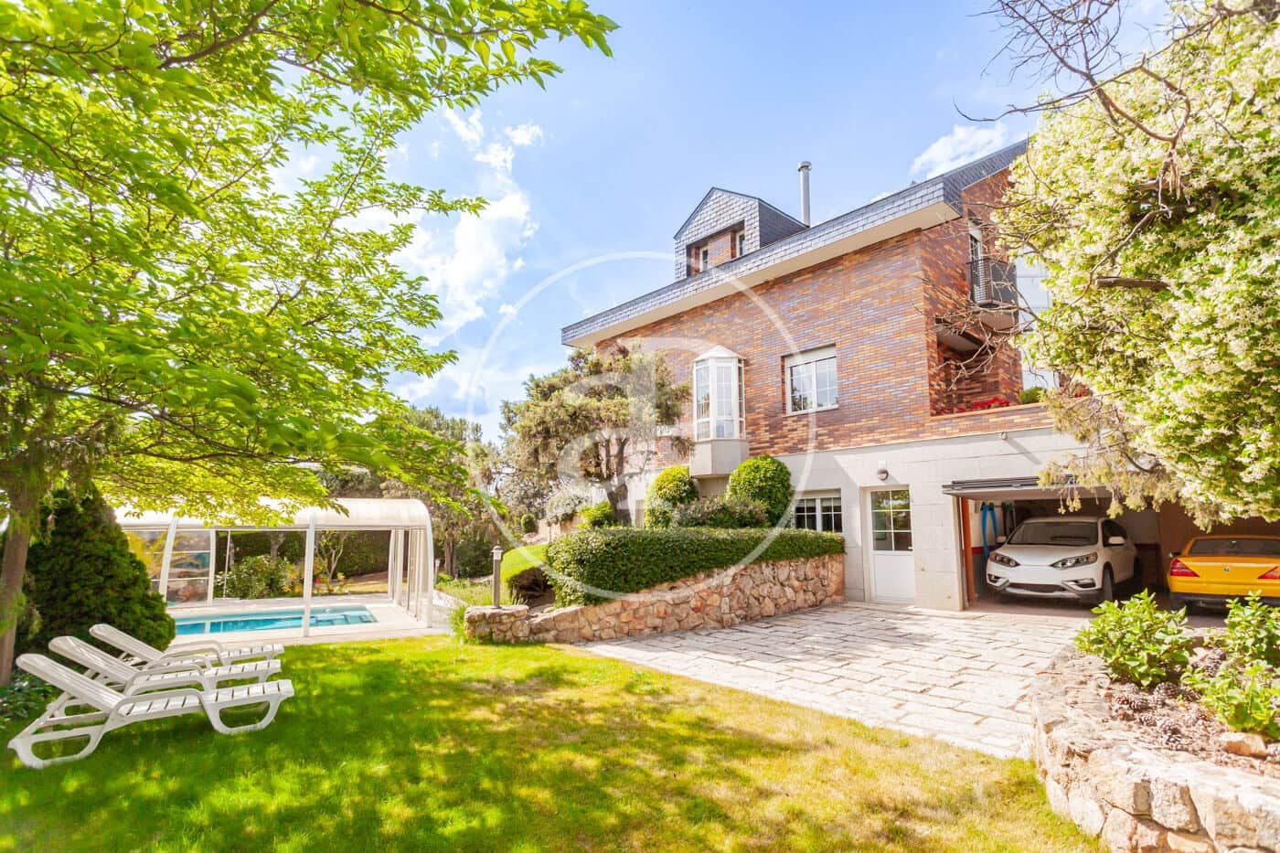 5 makuuhuone Huvila myytävänä paikassa Torrelodones mukana uima-altaan - 1 150 000 € (Ref: 9881954)