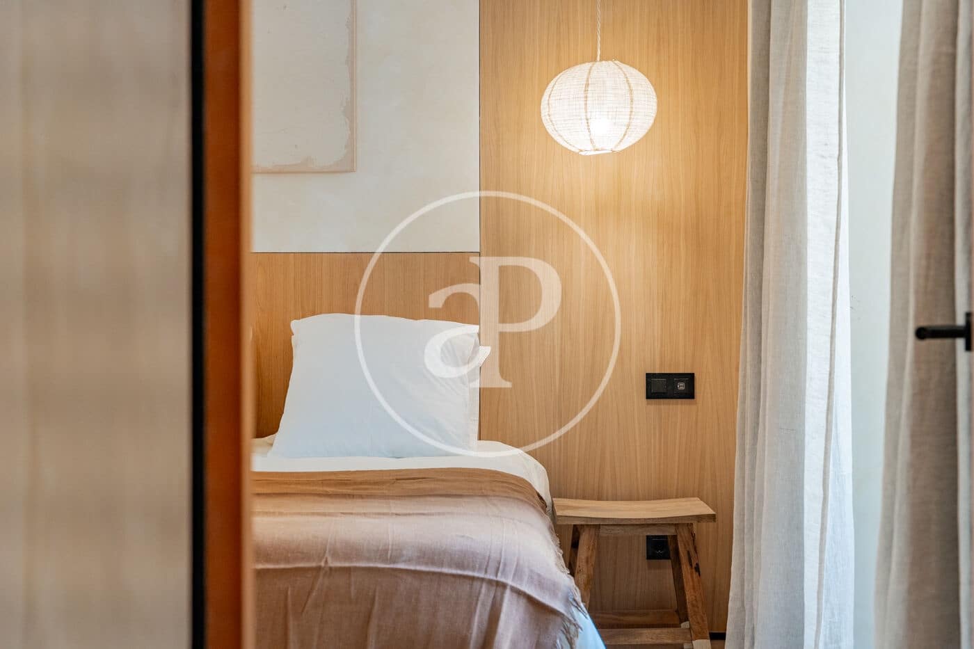 1 soverom Leilighet til leie i Madrid by - € 1 800 (Ref: 9884818)