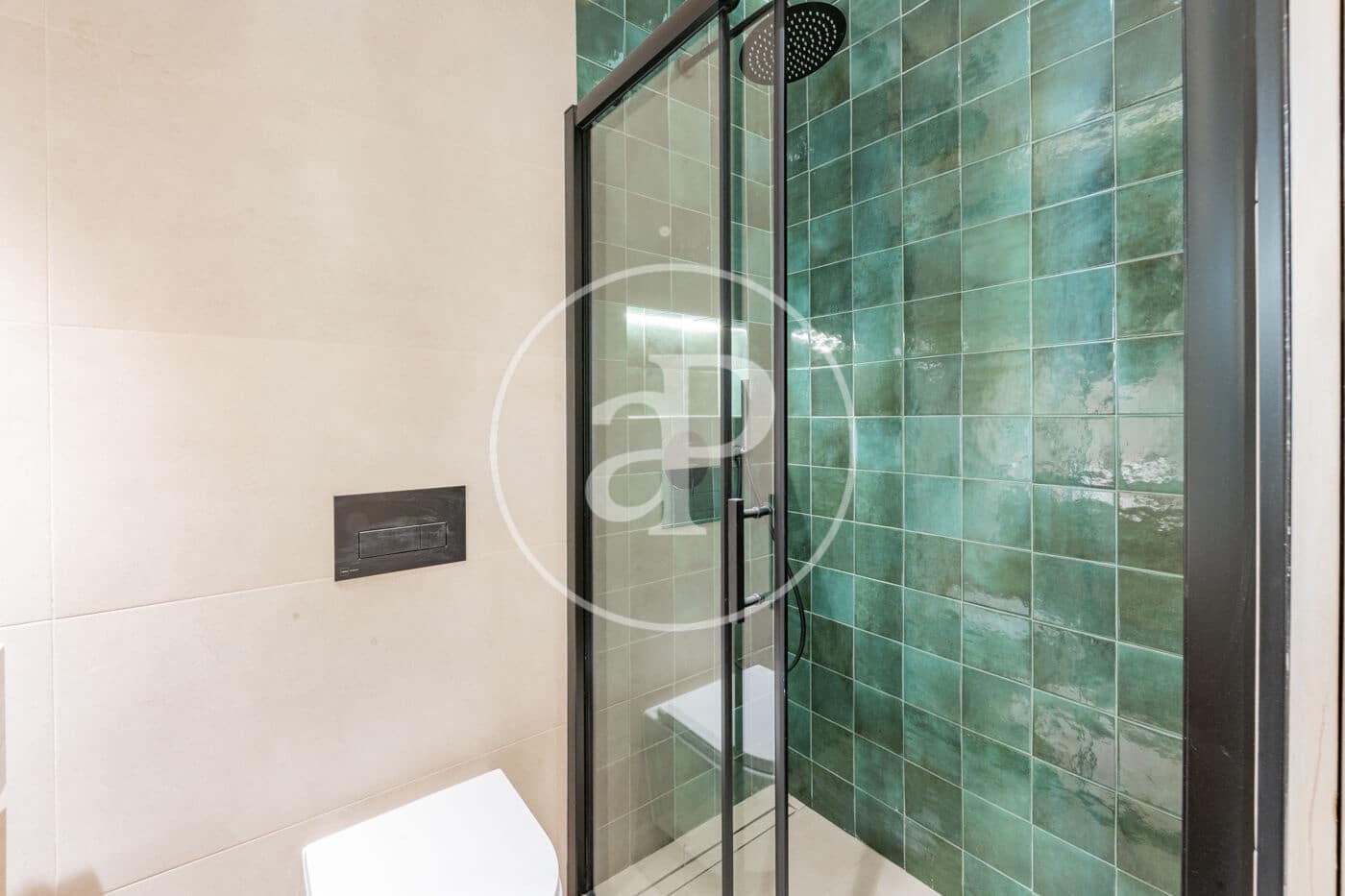 1 soverom Leilighet til leie i Madrid by - € 1 800 (Ref: 9884818)