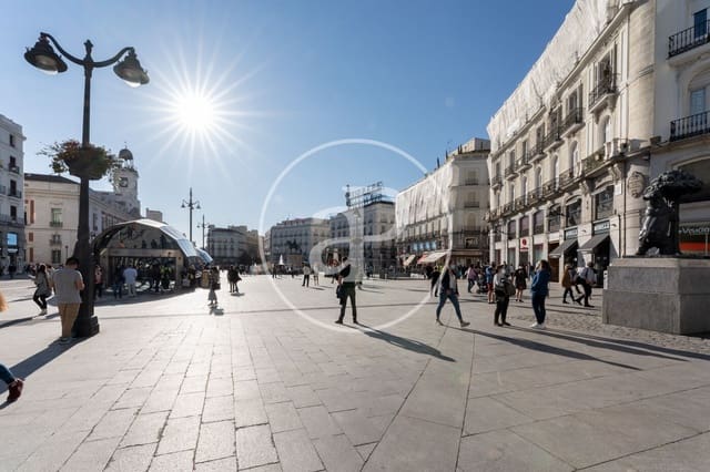 1 sovrum Lägenhet till salu i Palacio, Madrid stad - 360 000 € (Ref: 9884819)