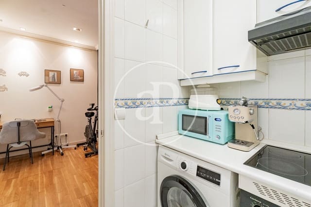 1 sovrum Lägenhet till salu i Palacio, Madrid stad - 360 000 € (Ref: 9884819)