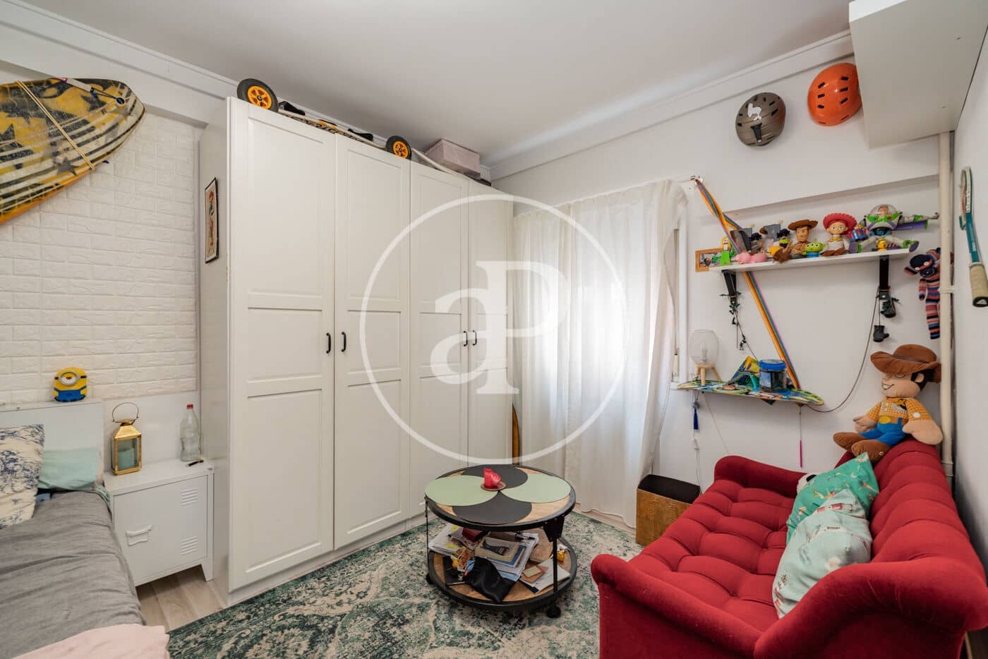 3 sovrum Lägenhet att hyra i Madrid stad - 2 000 € (Ref: 9884823)