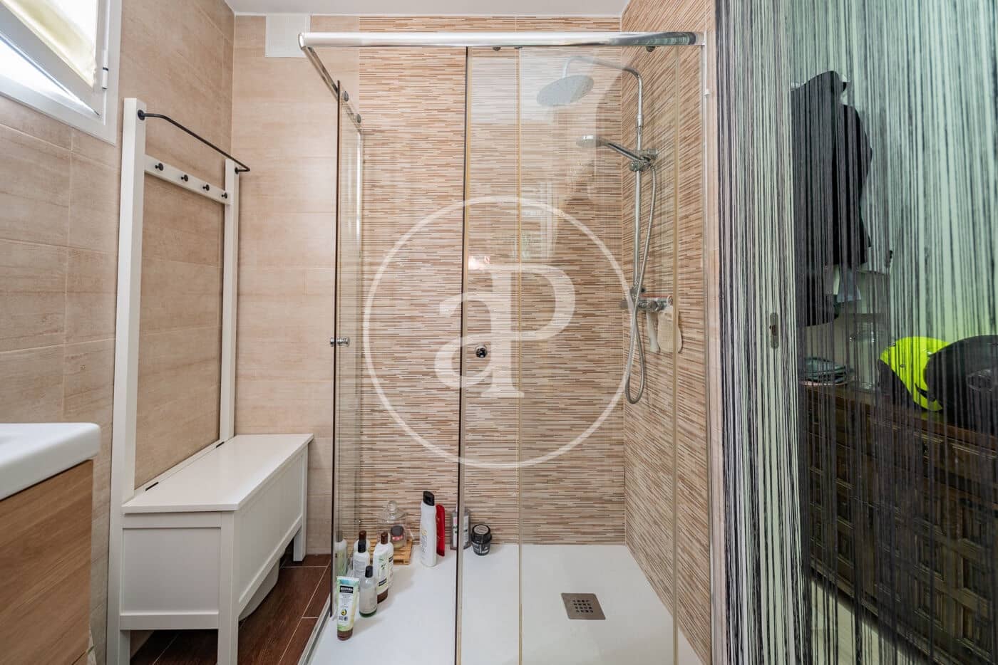 3 sovrum Lägenhet att hyra i Madrid stad - 2 000 € (Ref: 9884823)