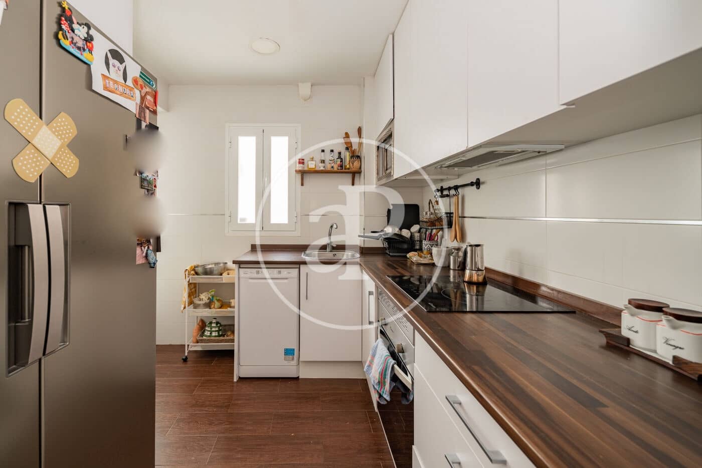 3 sovrum Lägenhet att hyra i Madrid stad - 2 000 € (Ref: 9884823)