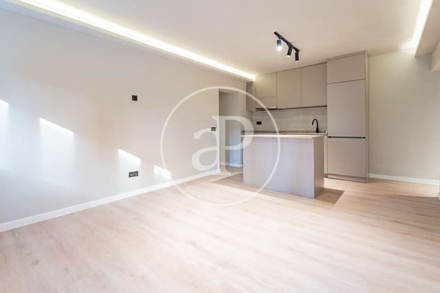 2 Zimmer Apartment zu verkaufen in San Juan Bautista, Madrid Stadt - 470.000 € (Ref: 9884824)