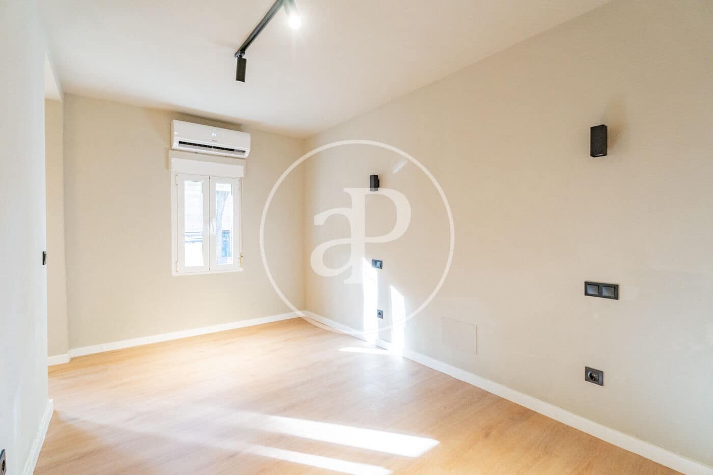 2 Zimmer Apartment zu verkaufen in Madrid Stadt - 470.000 € (Ref: 9884824)