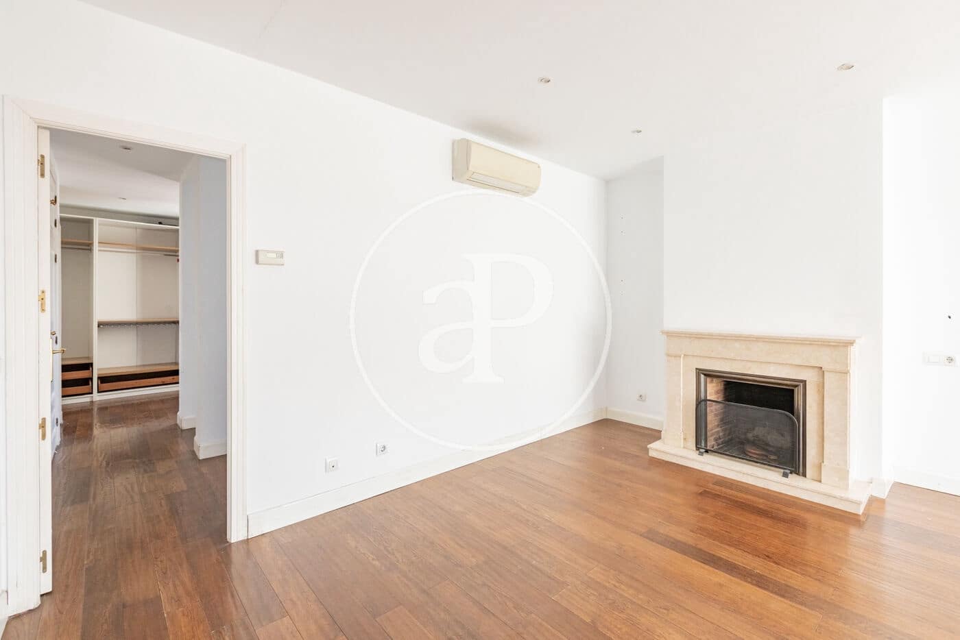 3 bedroom Apartment for sale in Madrid city - € 1,290,000 (Ref: 9884826)