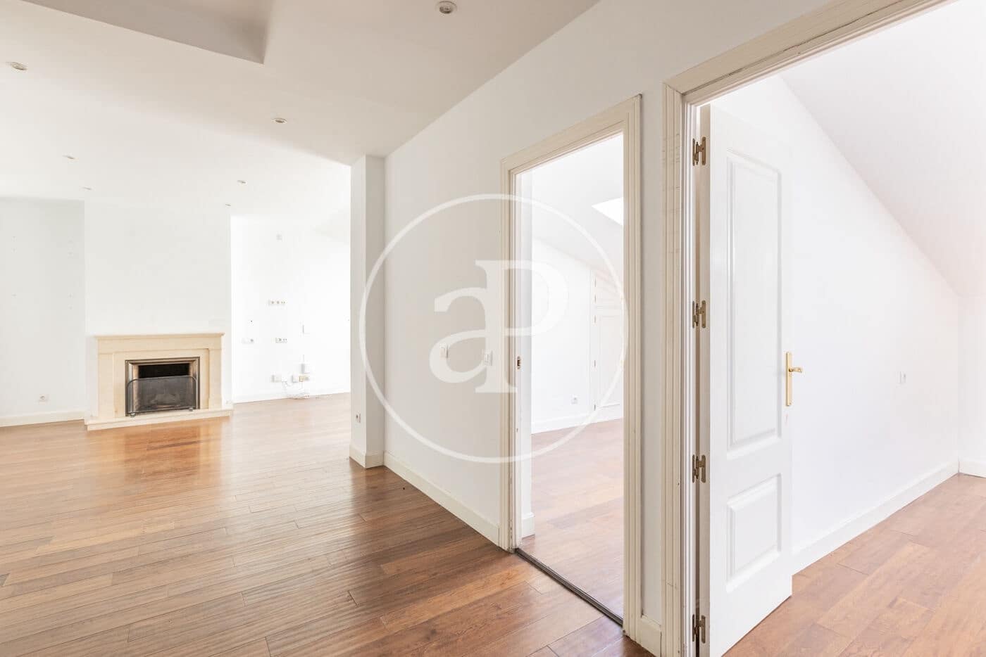 3 bedroom Apartment for sale in Madrid city - € 1,290,000 (Ref: 9884826)