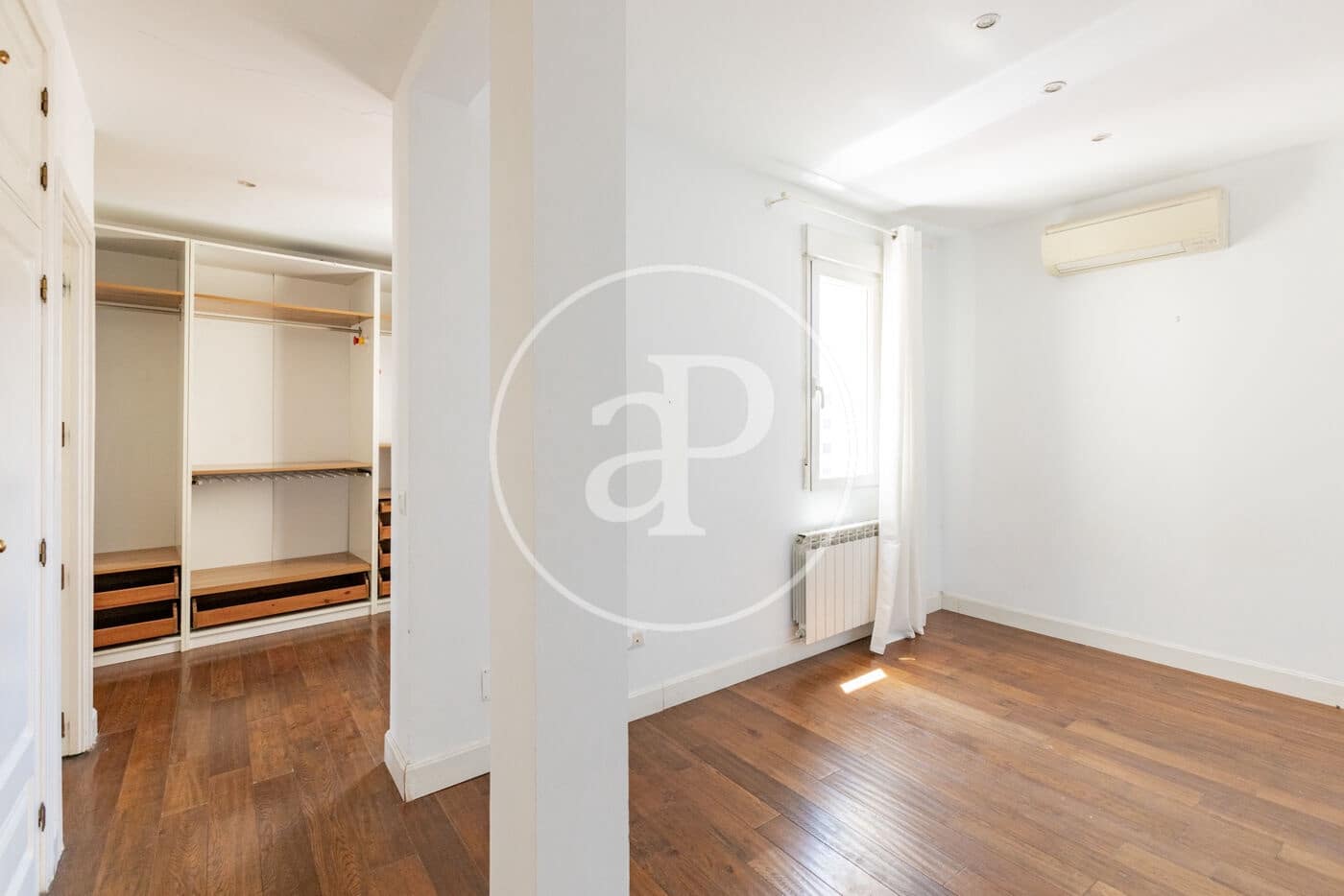 3 bedroom Apartment for sale in Madrid city - € 1,290,000 (Ref: 9884826)