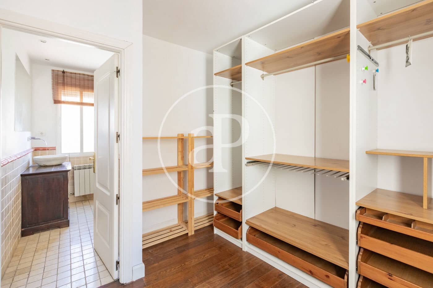 3 bedroom Apartment for sale in Madrid city - € 1,290,000 (Ref: 9884826)