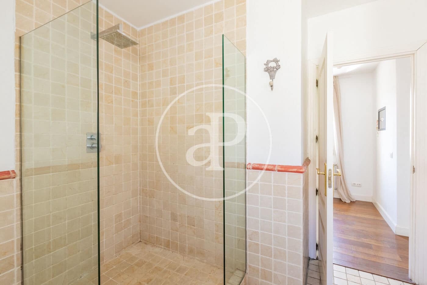 3 bedroom Apartment for sale in Madrid city - € 1,290,000 (Ref: 9884826)
