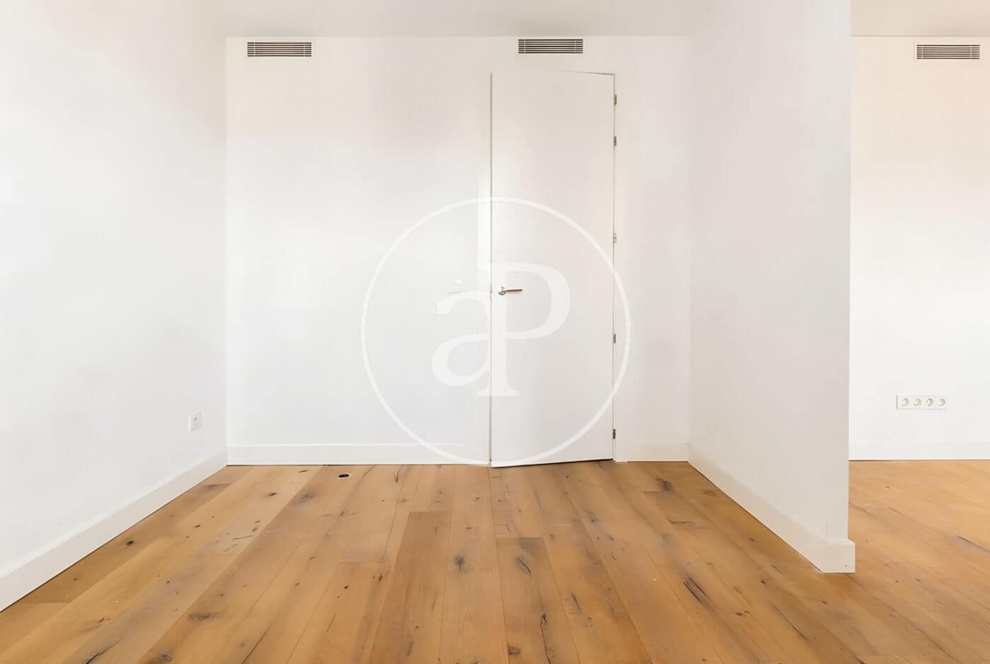 4 slaapkamer Appartement te koop in Madrid stad - € 1.450.000 (Ref: 9884827)