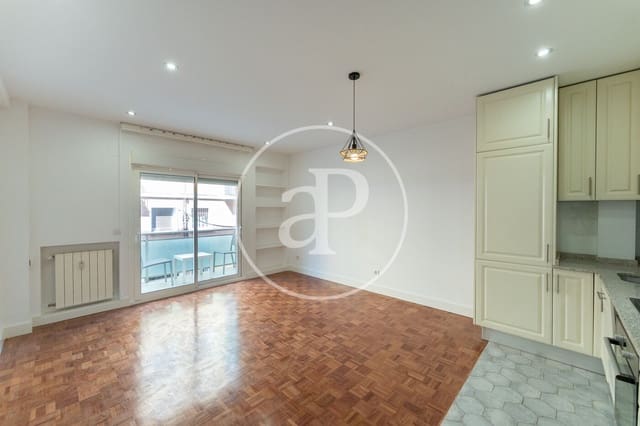 2 sovrum Lägenhet att hyra i El Viso, Madrid stad med garage - 2 100 € (Ref: 9890392)