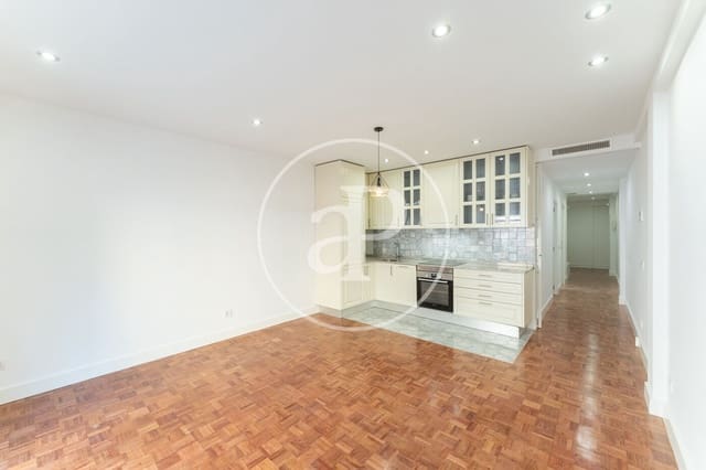 2 sovrum Lägenhet att hyra i El Viso, Madrid stad med garage - 2 100 € (Ref: 9890392)