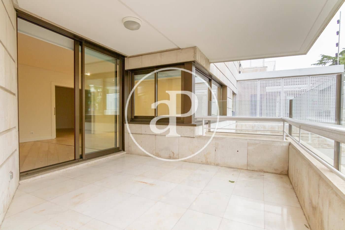4 sovrum Lägenhet att hyra i Madrid stad med pool garage - 9 500 € (Ref: 9890393)