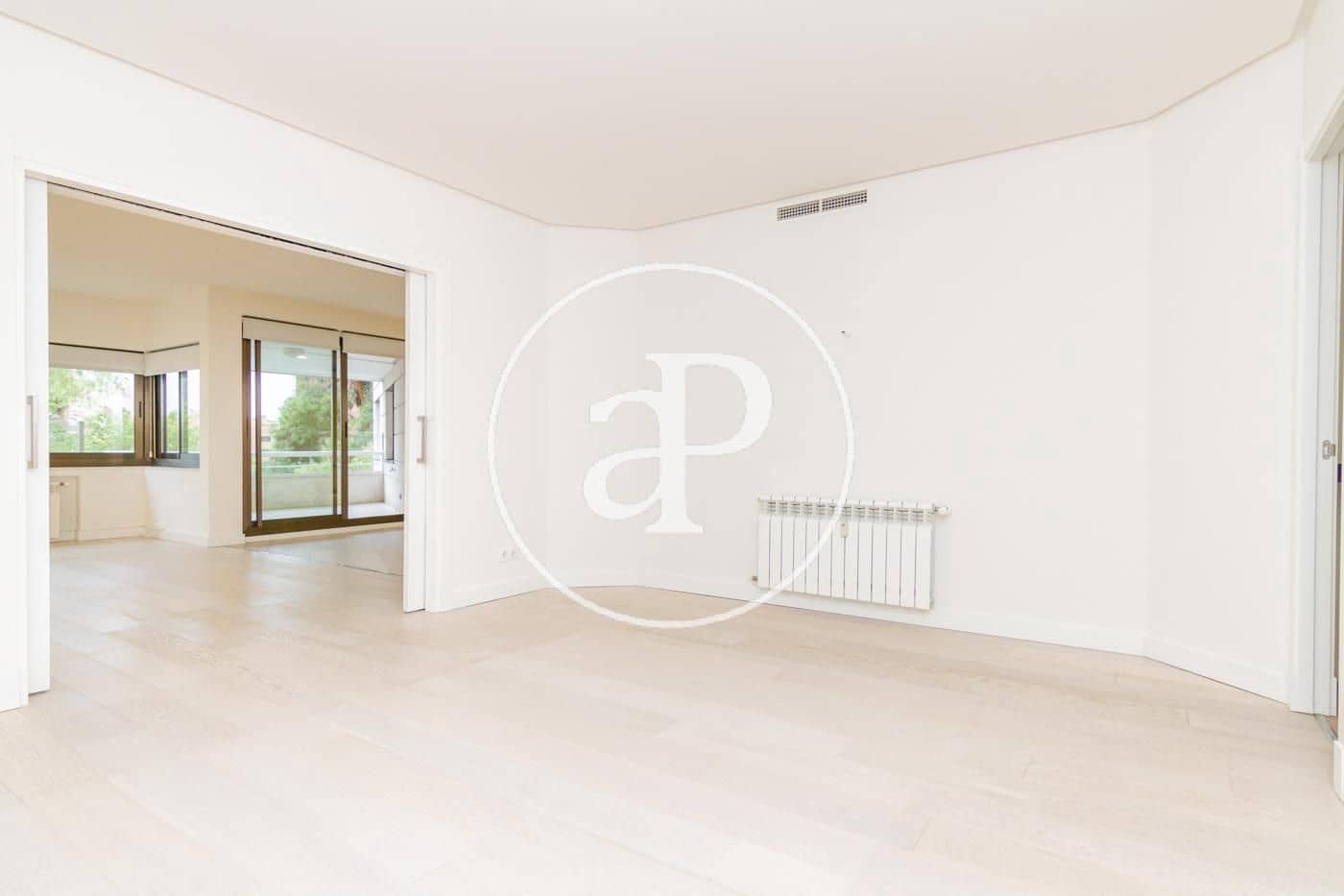 4 sovrum Lägenhet att hyra i Madrid stad med pool garage - 9 500 € (Ref: 9890393)
