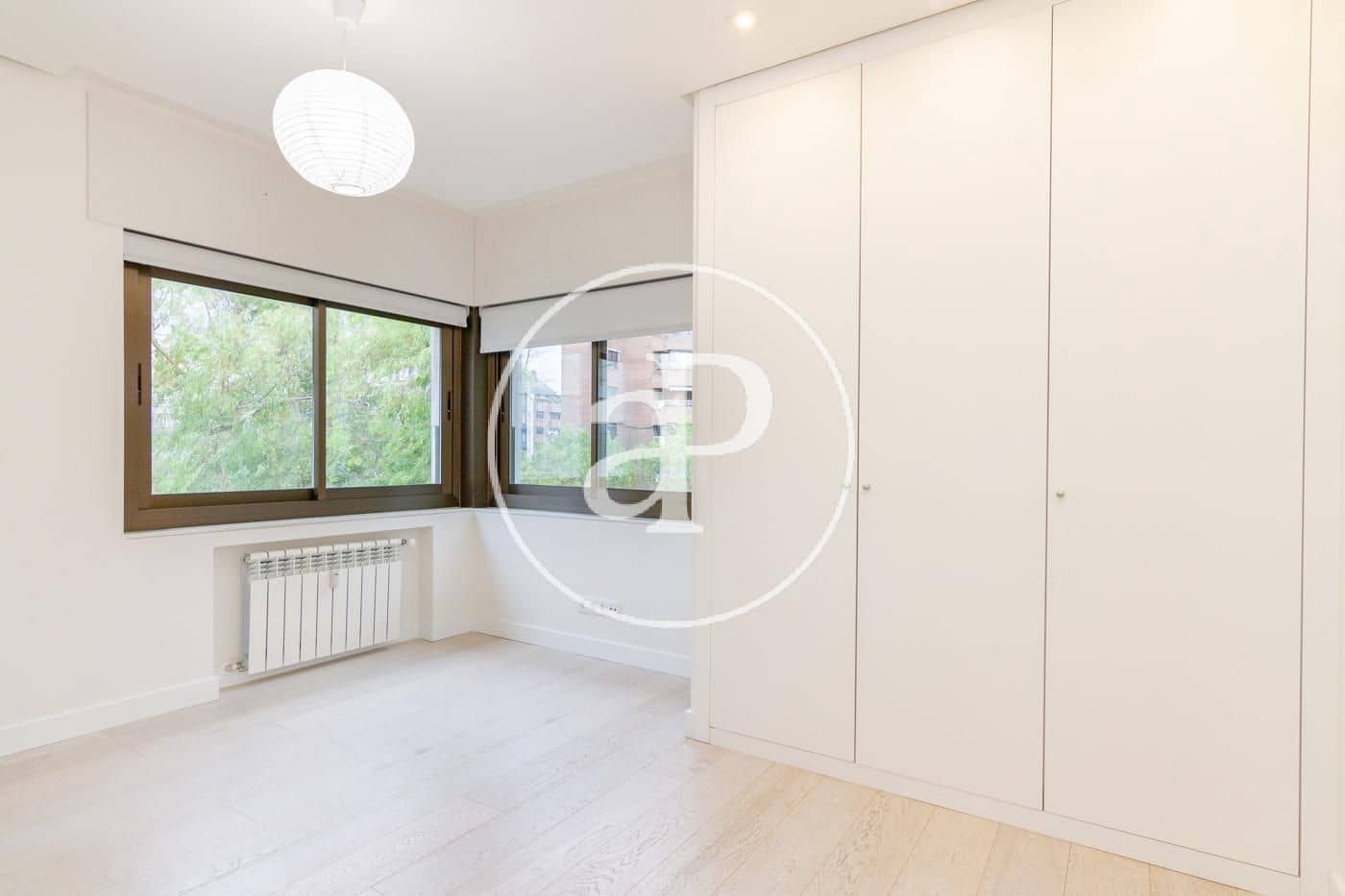 4 sovrum Lägenhet att hyra i Madrid stad med pool garage - 9 500 € (Ref: 9890393)