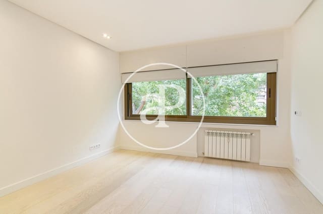 Apartamento de 4 habitaciones en Hispanoamérica, Madrid ciudad en alquiler con piscina garaje - 9.500 € (Ref: 9890393)