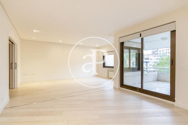 Apartamento de 4 habitaciones en Hispanoamérica, Madrid ciudad en alquiler con piscina garaje - 9.500 € (Ref: 9890393)