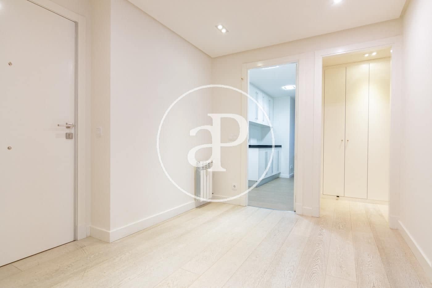 4 sovrum Lägenhet att hyra i Madrid stad med pool garage - 9 500 € (Ref: 9890393)