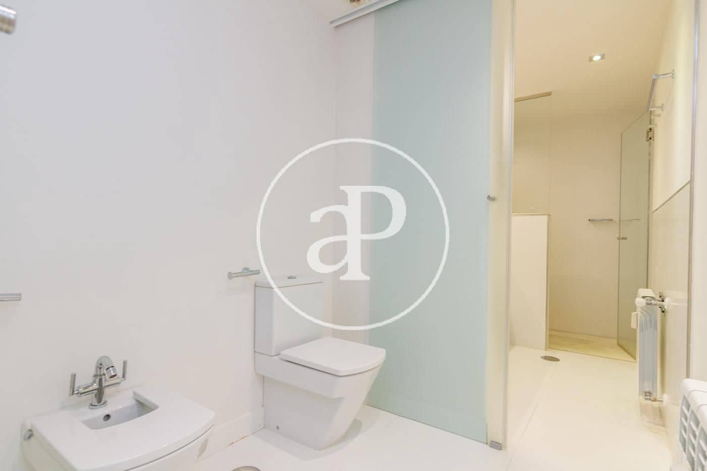 4 sovrum Lägenhet att hyra i Madrid stad med pool garage - 9 500 € (Ref: 9890393)