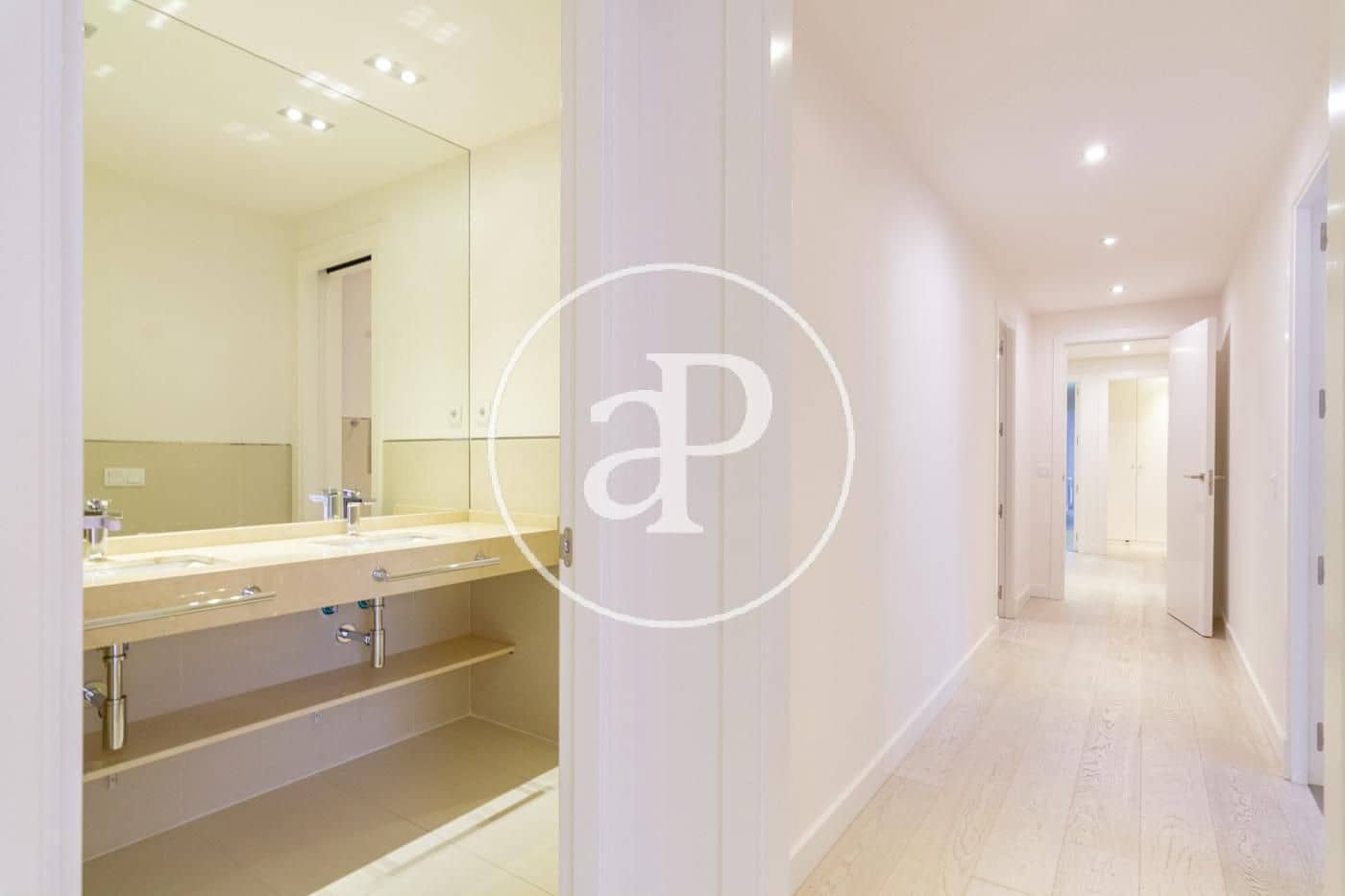 4 sovrum Lägenhet att hyra i Madrid stad med pool garage - 9 500 € (Ref: 9890393)