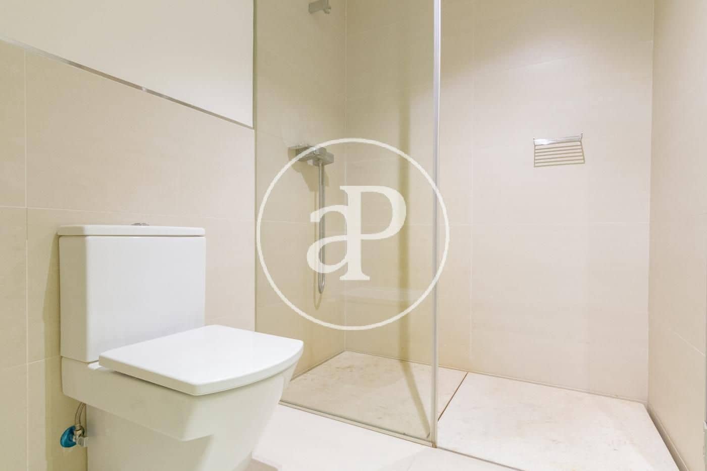 4 sovrum Lägenhet att hyra i Madrid stad med pool garage - 9 500 € (Ref: 9890393)