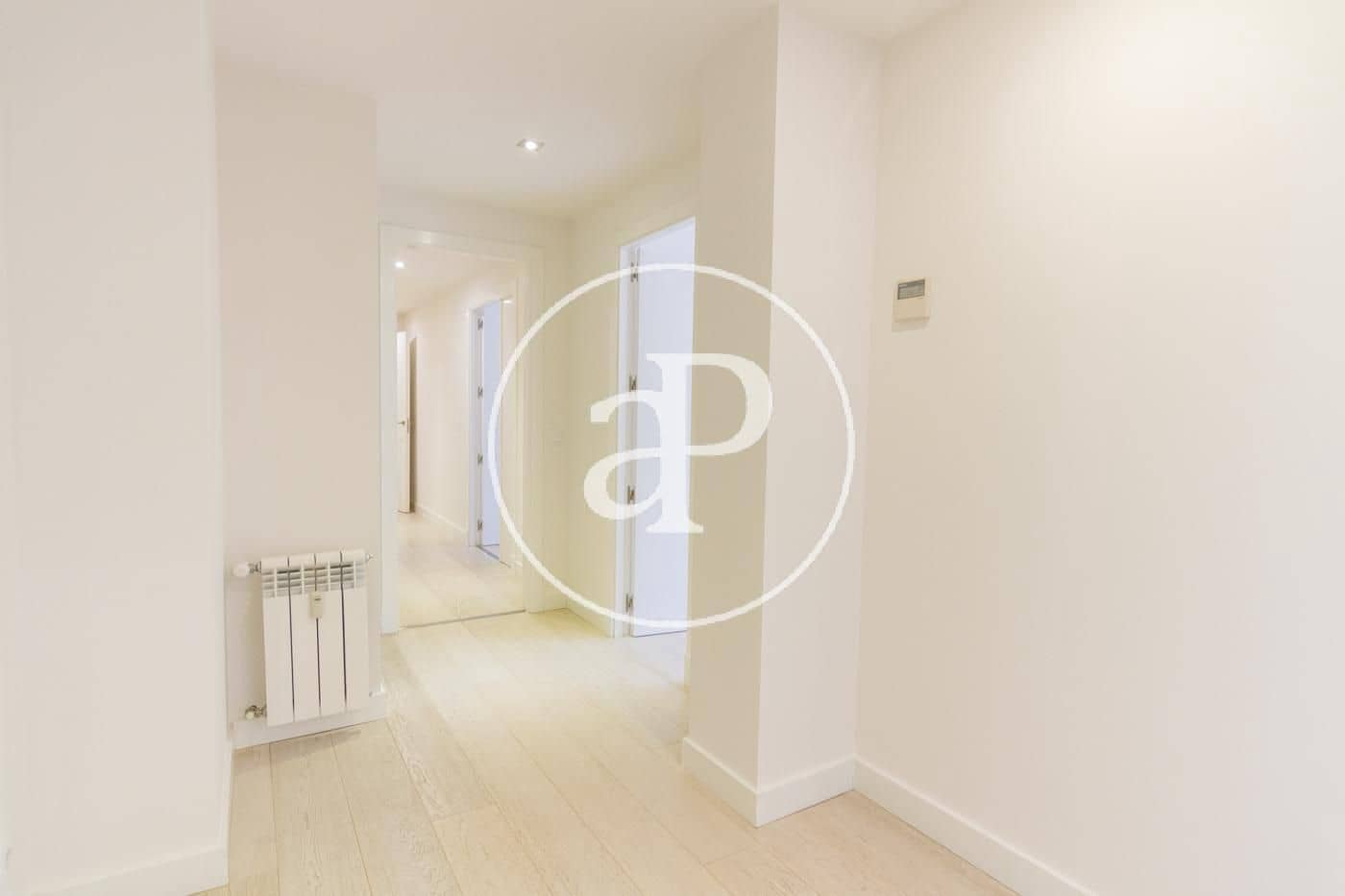 4 sovrum Lägenhet att hyra i Madrid stad med pool garage - 9 500 € (Ref: 9890393)
