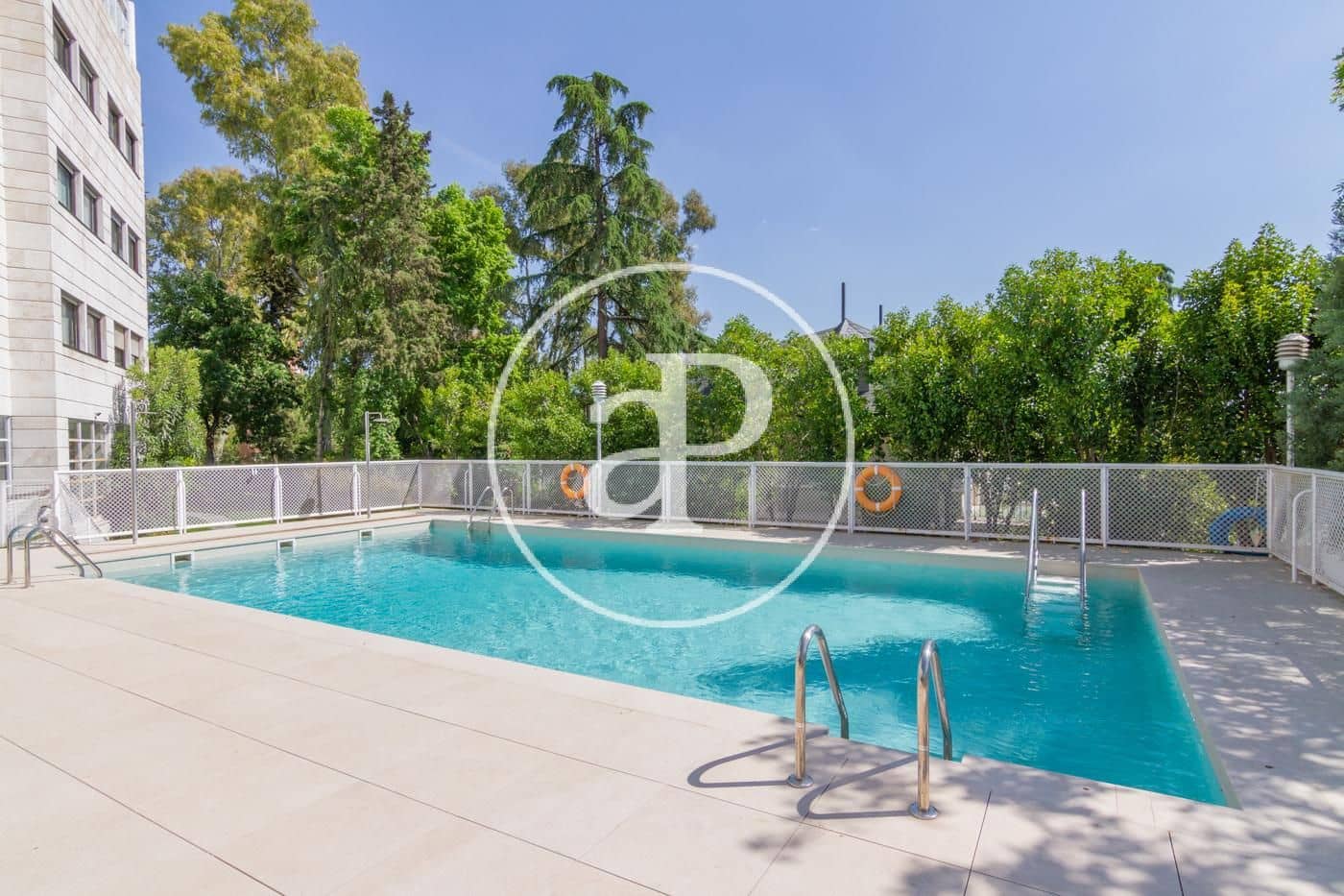 4 sovrum Lägenhet att hyra i Madrid stad med pool garage - 9 500 € (Ref: 9890393)