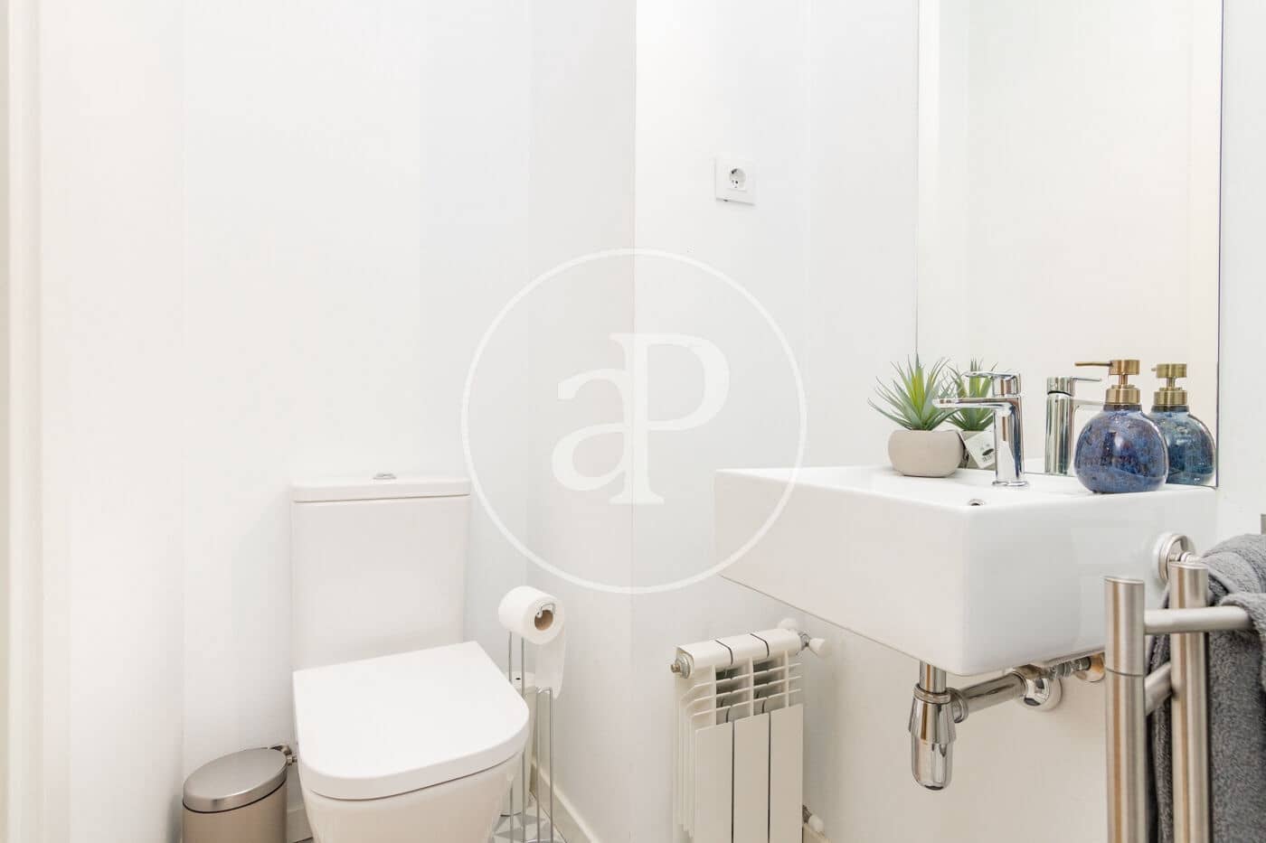 2 sovrum Lägenhet att hyra i Madrid stad - 2 600 € (Ref: 9890395)