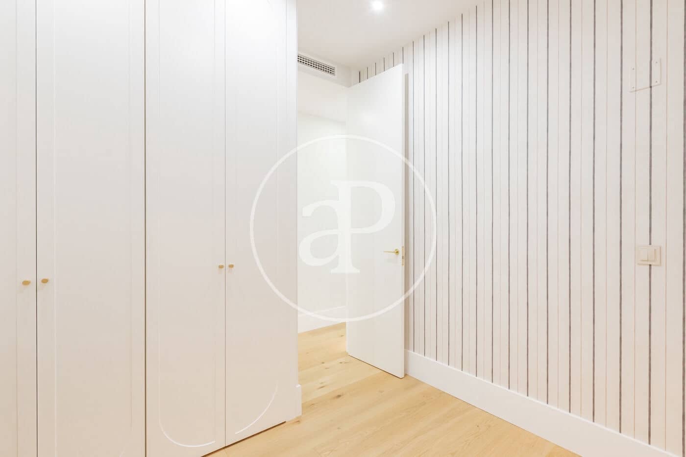 3 soveværelse Lejlighed til salg i Madrid by - € 1.150.000 (Ref: 9890396)