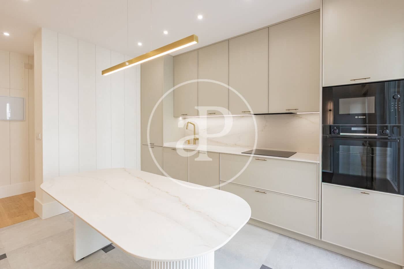 3 soveværelse Lejlighed til salg i Madrid by - € 1.150.000 (Ref: 9890396)