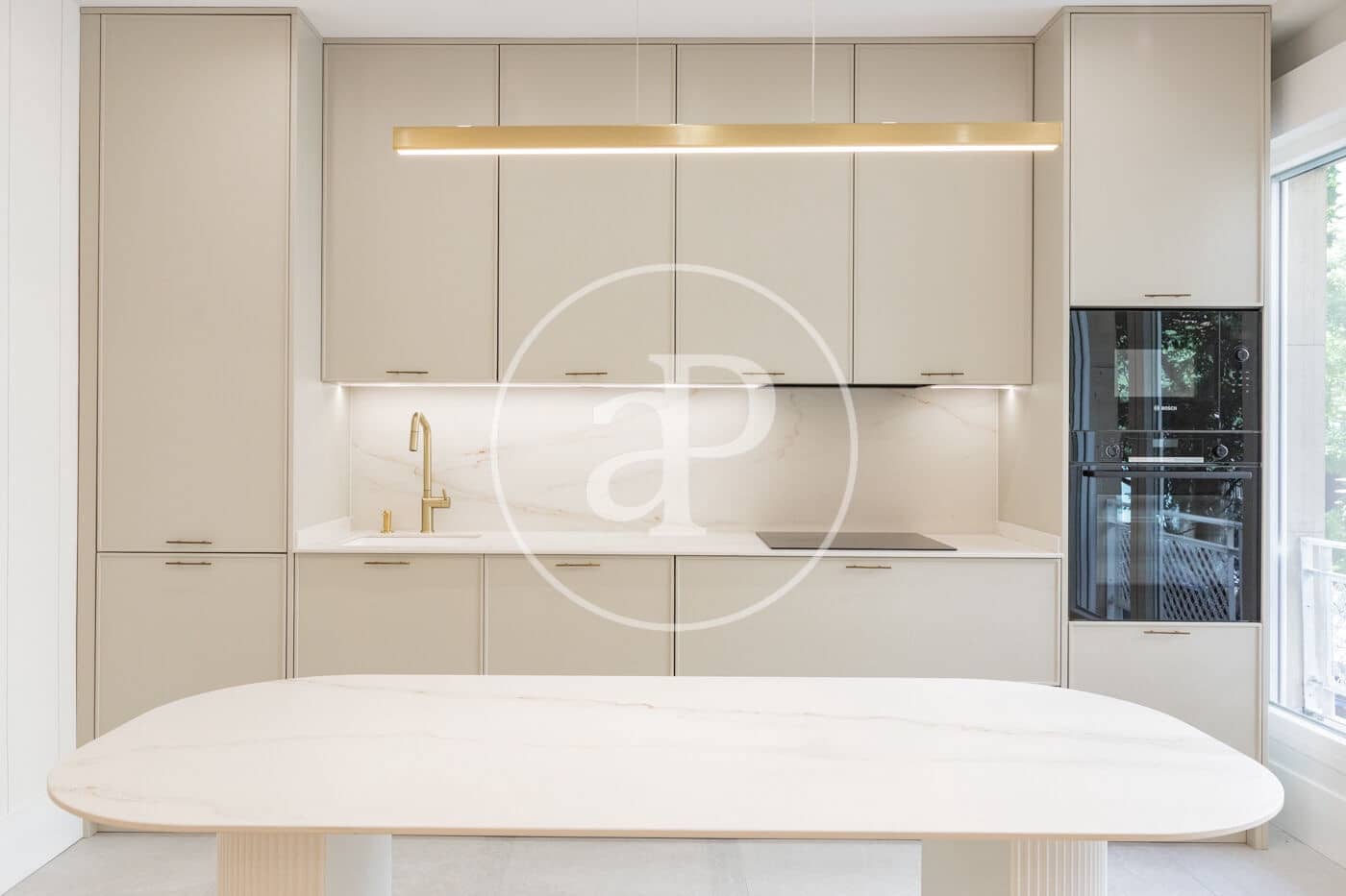 3 soveværelse Lejlighed til salg i Madrid by - € 1.150.000 (Ref: 9890396)