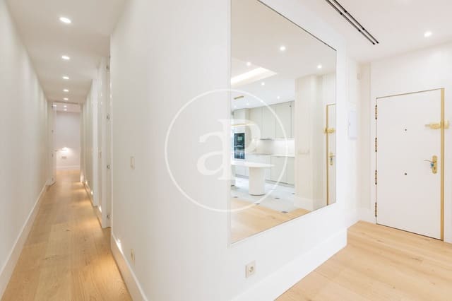 3 soveværelse Lejlighed til salg i Rios Rosas, Madrid by - € 1.150.000 (Ref: 9890396)